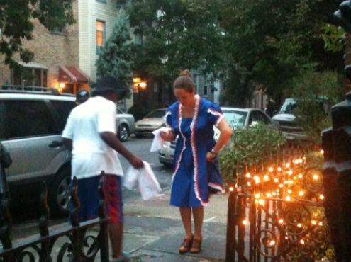 19-09-2012  Dancing in the (Hall) street. September 18th Independance Day in Chile.
